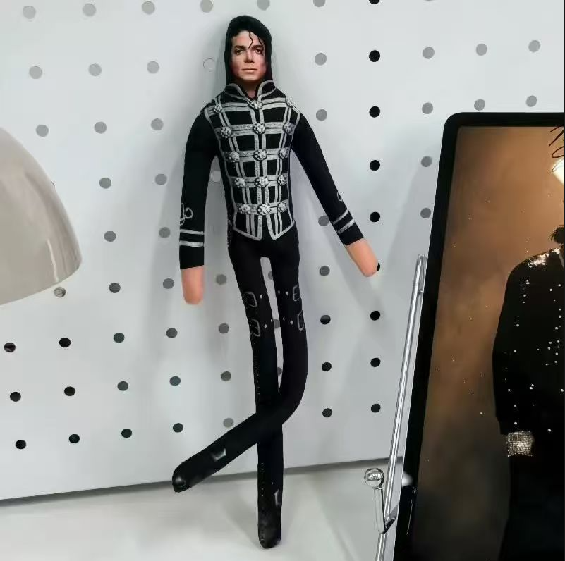 Boneco de Pelúcia Articulado M - Home Decor Market avaliação e preço